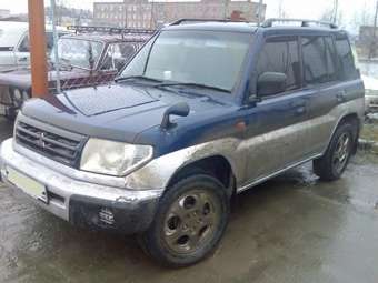 1998 Mitsubishi Pajero iO Photos