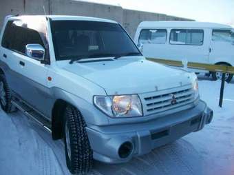 1998 Mitsubishi Pajero iO Photos