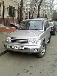1998 Mitsubishi Pajero iO Photos