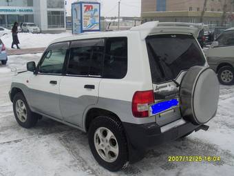 1998 Mitsubishi Pajero iO Pictures