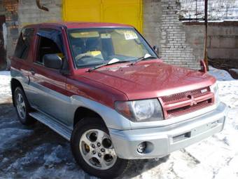 1998 Mitsubishi Pajero iO Photos