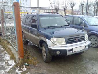 1998 Mitsubishi Pajero iO Pics