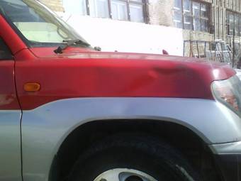 1998 Mitsubishi Pajero iO Pics