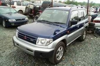 1998 Mitsubishi Pajero iO Pictures