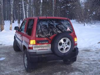1998 Mitsubishi Pajero iO Wallpapers