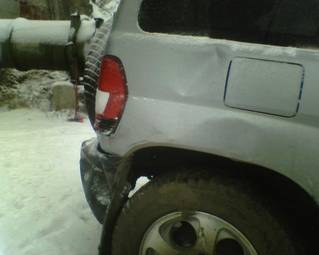 1998 Mitsubishi Pajero iO Pictures