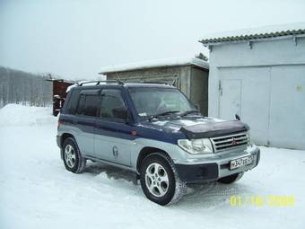 1998 Mitsubishi Pajero iO Photos