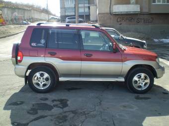 1998 Mitsubishi Pajero iO Photos