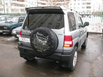 1998 Mitsubishi Pajero iO Pictures
