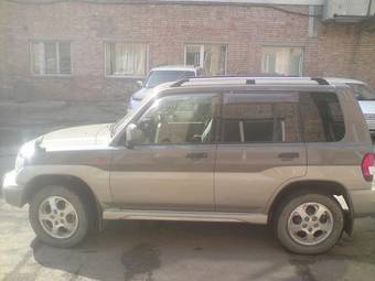 1998 Mitsubishi Pajero iO Photos