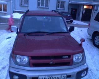 1998 Mitsubishi Pajero iO Pictures