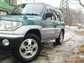 1998 Mitsubishi Pajero iO Pictures