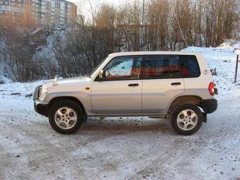 1998 Mitsubishi Pajero iO Photos