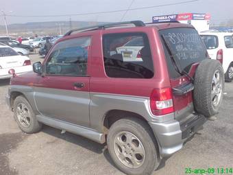 1998 Mitsubishi Pajero iO Photos