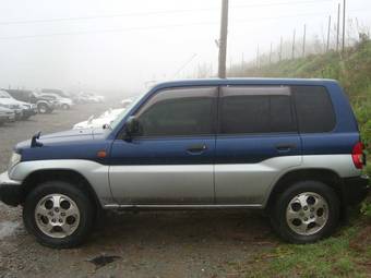 1998 Mitsubishi Pajero iO Photos