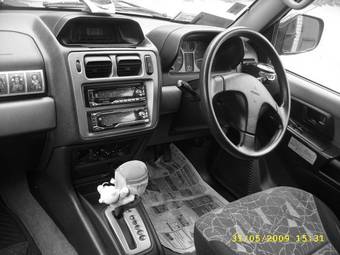 1998 Mitsubishi Pajero iO Pictures