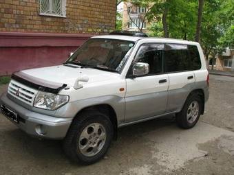 1998 Mitsubishi Pajero iO Wallpapers