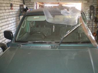 1998 Mitsubishi Pajero iO Pictures