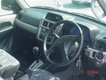 1998 Mitsubishi Pajero iO Pictures