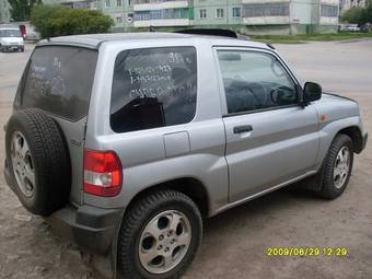 1998 Mitsubishi Pajero iO Pictures