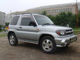 1998 Mitsubishi Pajero iO Photos