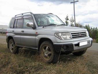 1998 Mitsubishi Pajero iO Photos