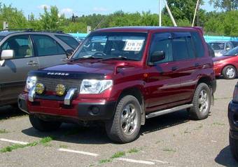 1998 Mitsubishi Pajero iO