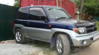 1998 Mitsubishi Pajero iO Pictures