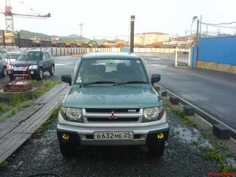 1998 Mitsubishi Pajero iO Photos