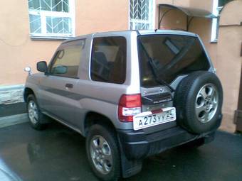 1998 Mitsubishi Pajero iO Photos