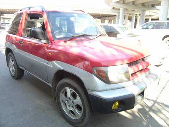 1998 Mitsubishi Pajero iO Photos