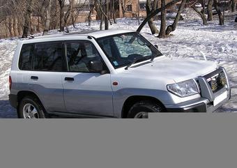 1999 Mitsubishi Pajero iO