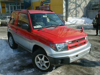 1999 Mitsubishi Pajero iO