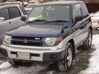 1999 Mitsubishi Pajero iO