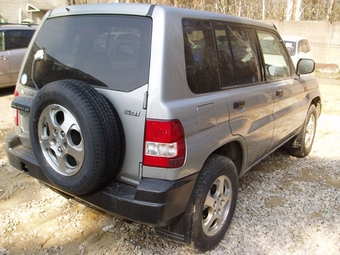 1999 Mitsubishi Pajero iO