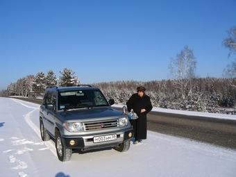 1999 Mitsubishi Pajero iO