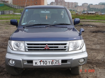 1999 Mitsubishi Pajero iO