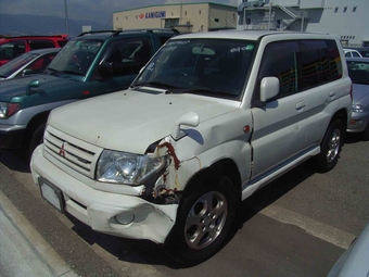 1999 Mitsubishi Pajero iO