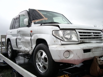 1999 Mitsubishi Pajero iO