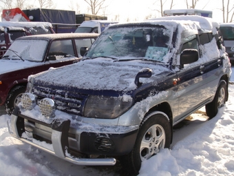 1999 Mitsubishi Pajero iO