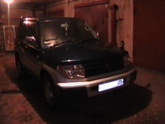 1999 Mitsubishi Pajero iO