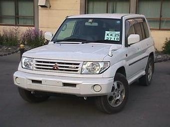 1999 Mitsubishi Pajero iO