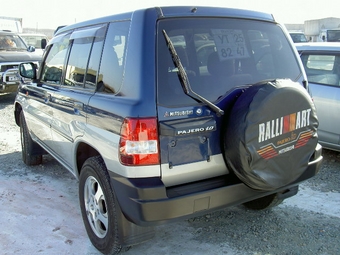 Mitsubishi Pajero iO