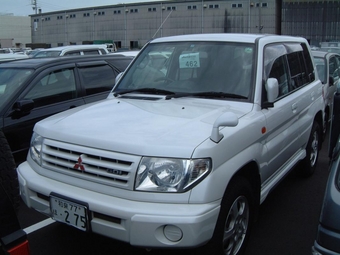 1999 Mitsubishi Pajero iO