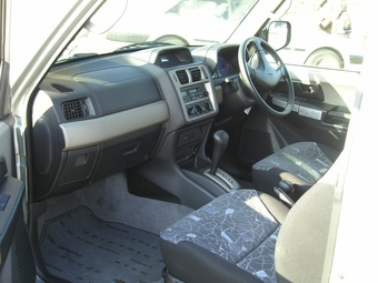 1999 Mitsubishi Pajero iO