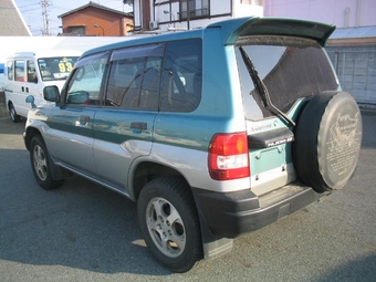 Pajero iO