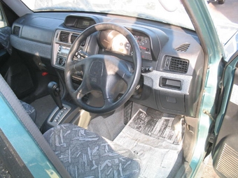 1999 Pajero iO