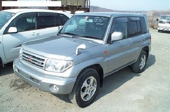 1999 Mitsubishi Pajero iO