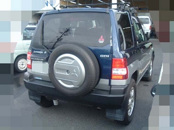 Mitsubishi Pajero iO