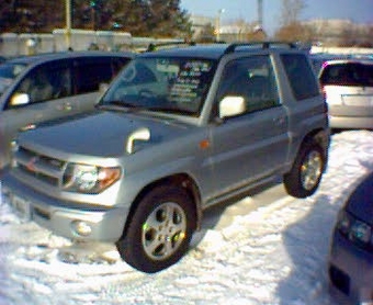 1999 Mitsubishi Pajero iO